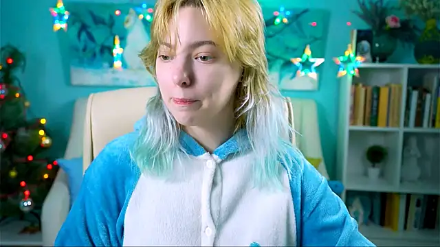 Snapshot of RocKStone_ chatting on December 19, 2025, 8:21 am RocKStone online show from December 19, 2025, 8:21 am