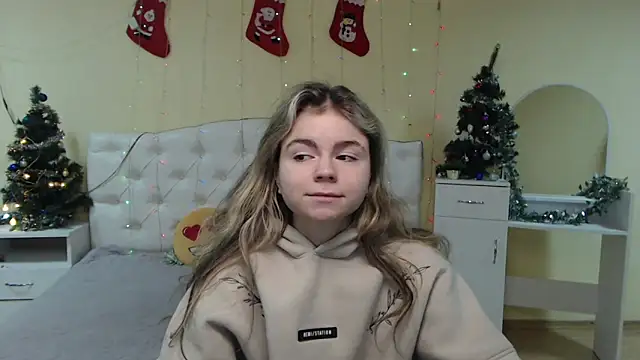 TinaRedly online show from January 5, 2025, 9:59 am