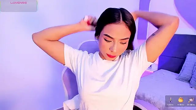 Snapshot of amira_cute2 chatting on November 8, 2025, 9:42 am amira cute2 online show from November 8, 2025, 9:42 am