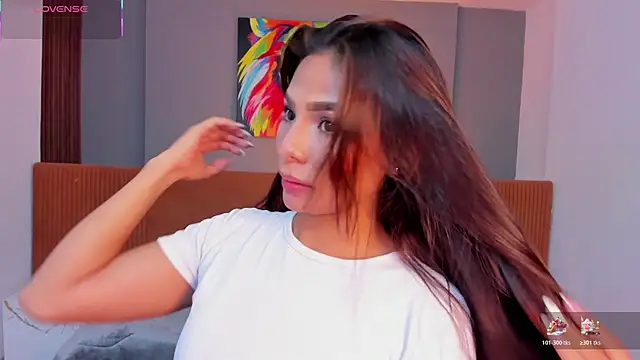 Snapshot of amira_cute2 chatting on November 28, 2025, 10:18 am amira cute2 online show from November 28, 2025, 10:18 am