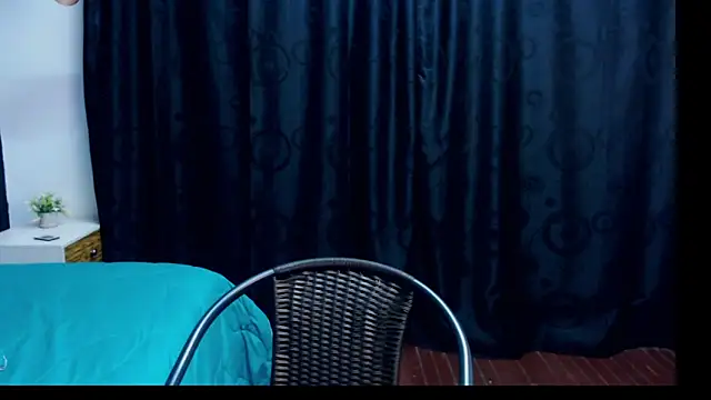 megan collins96 online show from February 9, 2025, 7:41 pm