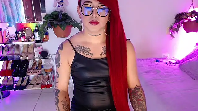 Laveneno ortiz07 online show from April 18, 2026, 11:27 pm