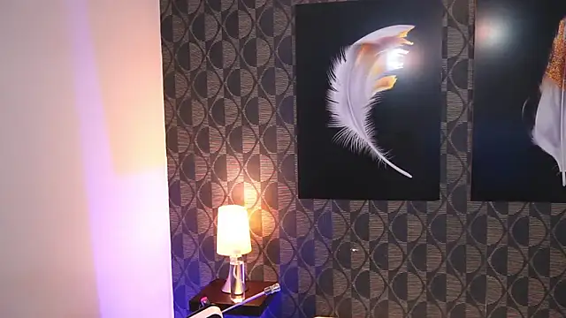 SharomRoss online show from February 24, 2026, 7:12 pm