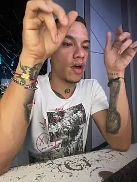 Osiiriis online show from January 20, 2025, 11:54 pm