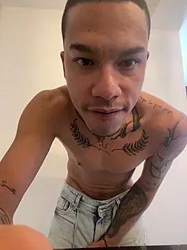 Osiiriis online show from January 22, 2025, 2:35 pm