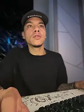 Osiiriis online show from February 28, 2025, 8:09 am