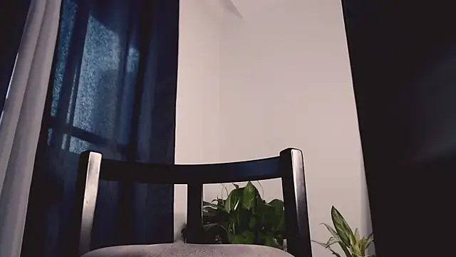 Osiiriis online show from March 15, 2025, 1:07 pm