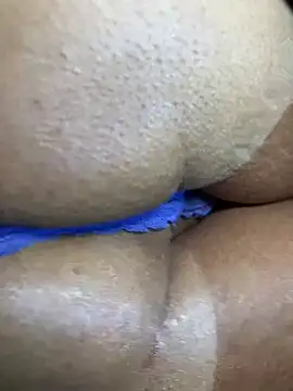 Snapshot of Bongcrush_3 chatting on January 24, 2025, 1:03 am Bongcrush 3 online show from January 24, 2025, 1:03 am