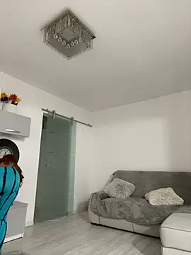  adelle online show from February 28, 2025, 11:03 am