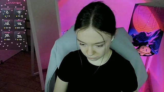 Snapshot of Florence_meow chatting on February 22, 2025, 7:34 am Florence meow online show from February 22, 2025, 7:34 am