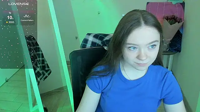 Florence meow online show from March 27, 2026, 7:36 am