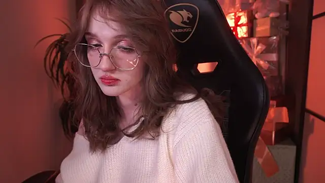 ELLIEJAY online show from December 5, 2024, 8:22 pm