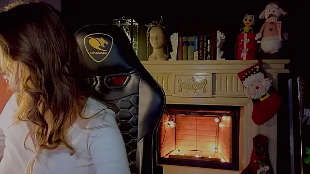 ELLIEJAY online show from December 7, 2024, 8:27 pm