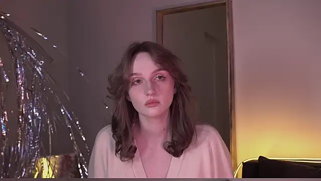 ELLIEJAY online show from December 26, 2024, 8:32 pm