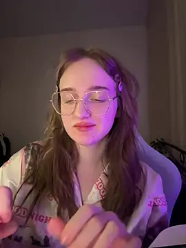 ELLIEJAY online show from January 21, 2025, 4:54 am