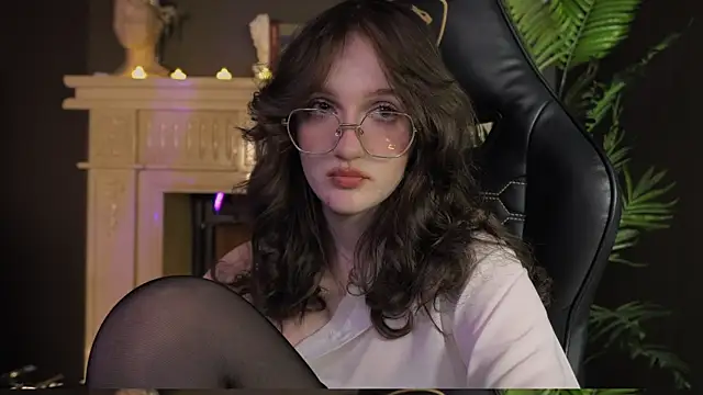 ELLIEJAY online show from February 9, 2025, 11:46 pm