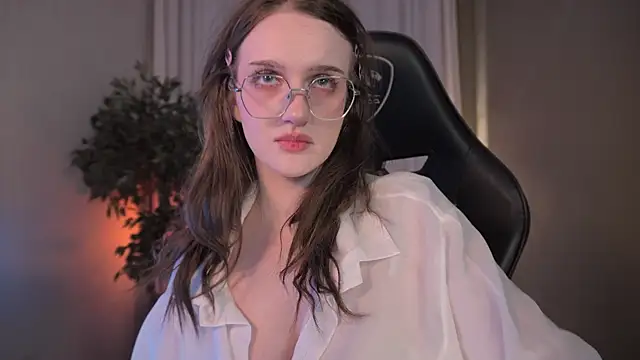 ELLIEJAY online show from March 1, 2025, 8:31 pm