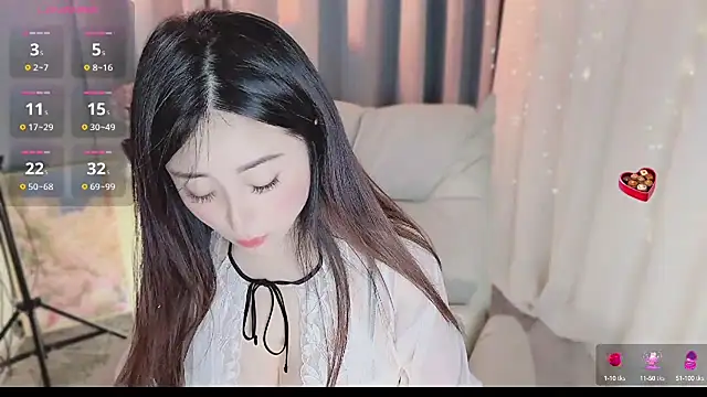 Liiniie-Lovers online show from February 23, 2025, 11:36 pm