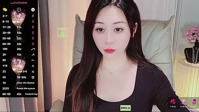 Liiniie-Lovers online show from November 12, 2025, 4:57 am