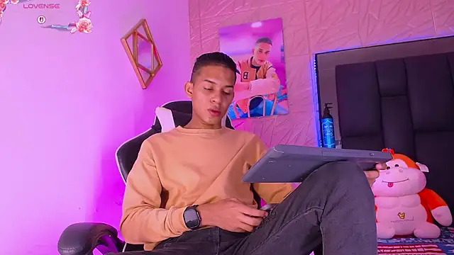 dilan alfonzo online show from February 27, 2026, 3:17 am