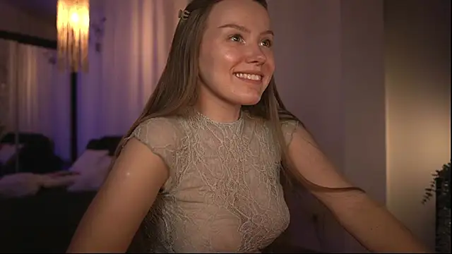 Snapshot of DaisyStacey chatting on August 5, 2026, 6:44 pm DaisyStacey online show from August 5, 2026, 6:44 pm