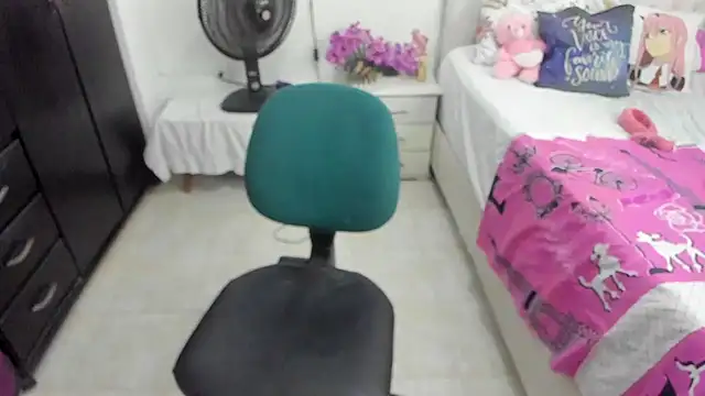 Ammy Queen online show from February 1, 2025, 1:44 am