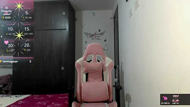 Snapshot of Mindy_James1 chatting on May 22, 2026, 10:54 am Mindy James1 online show from May 22, 2026, 10:54 am