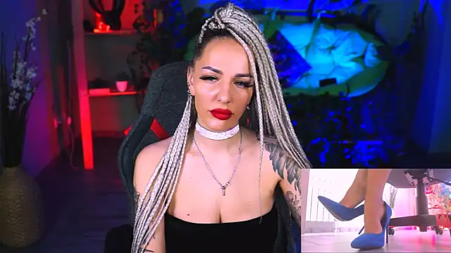 MonicaMaxwel online show from February 3, 2025, 11:20 am