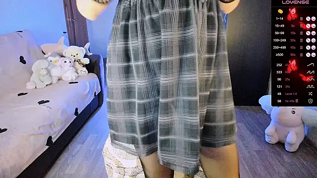 shimizyre    online show from October 19, 2025, 10:05 am