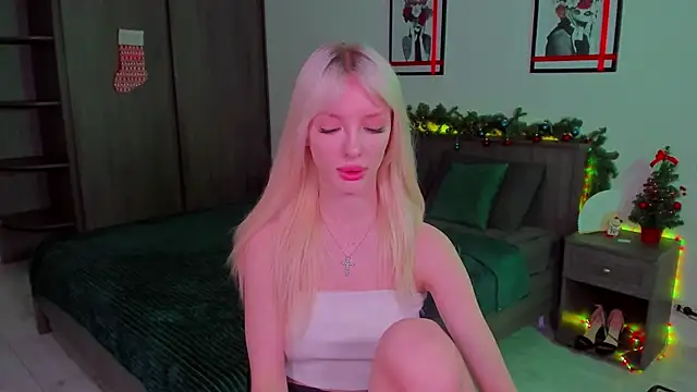 AleksaBlonde online show from December 19, 2024, 11:07 am