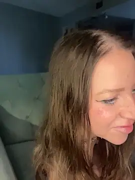 molly witha chance online show from May 2, 2026, 9:31 pm