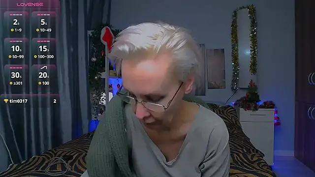 HelgaHimmell online show from January 4, 2025, 9:31 pm