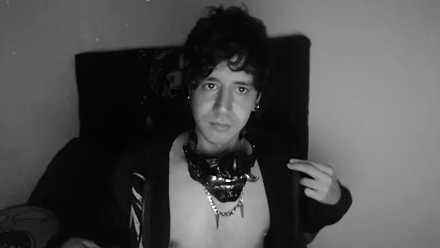 Snapshot of AndyBetti chatting on March 19, 2026, 3:54 am AndyBetti online show from March 19, 2026, 3:54 am