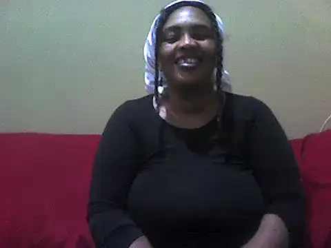 Snapshot of SexxyBoob chatting on March 15, 2025, 7:38 pm SexxyBoob online show from March 15, 2025, 7:38 pm