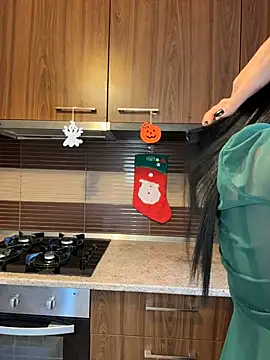 Hotmomcheckk  online show from January 6, 2026, 10:19 am