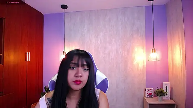 Snapshot of danny_goddess chatting on March 1, 2025, 4:04 am danny goddess online show from March 1, 2025, 4:04 am