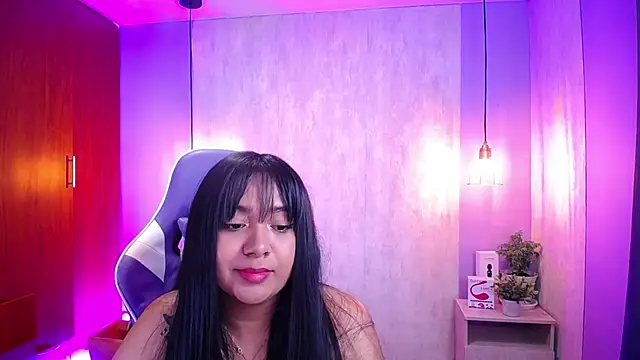 Snapshot of danny_goddess chatting on March 15, 2025, 3:29 am danny goddess online show from March 15, 2025, 3:29 am