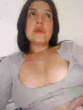 Snapshot of Sophie-hatter chatting on January 9, 2025, 3:47 am Sophie-hatter online show from January 9, 2025, 3:47 am