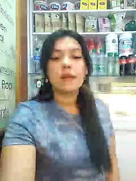 Snapshot of Sophie-hatter chatting on January 13, 2025, 2:11 pm Sophie-hatter online show from January 13, 2025, 2:11 pm