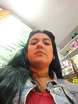 Snapshot of Sophie-hatter chatting on February 26, 2025, 7:27 pm Sophie-hatter online show from February 26, 2025, 7:27 pm