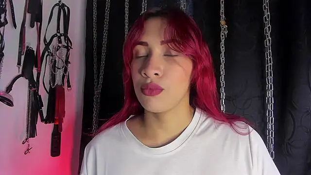 Snapshot of charrlotte_quinn chatting on February 16, 2026, 1:07 pm charrlotte quinn online show from February 16, 2026, 1:07 pm