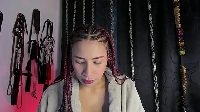 Snapshot of charrlotte_quinn chatting on February 25, 2026, 12:37 pm charrlotte quinn online show from February 25, 2026, 12:37 pm