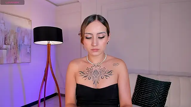 MollySundersX online show from March 8, 2025, 8:57 pm