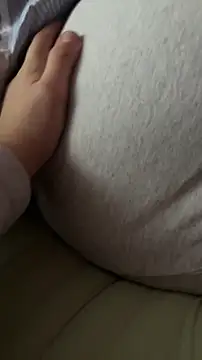 czruz online show from October 10, 2025, 1:54 pm