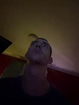 czruz online show from March 16, 2026, 2:39 am