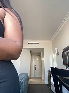 yummydoll97 online show from June 22, 2026, 1:30 pm