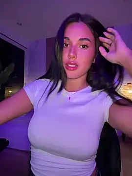 Snapshot of Lizhush_ chatting on February 16, 2025, 4:42 pm Lizhush online show from February 16, 2025, 4:42 pm