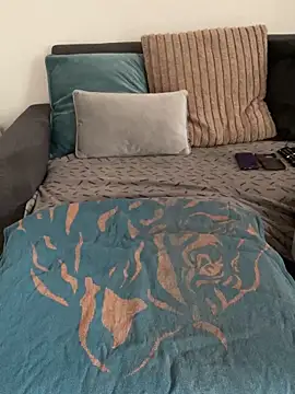 Kristina A online show from September 29, 2025, 7:46 am