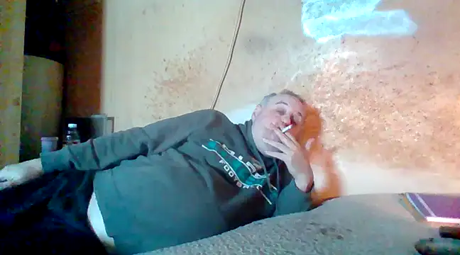 Nightshade7712 online show from February 18, 2025, 8:25 pm