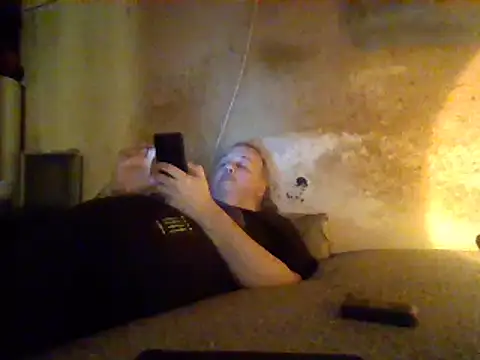 Nightshade7712 online show from March 5, 2025, 8:42 pm